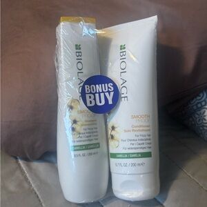 Biolage Smooth Proof Shampoo - White